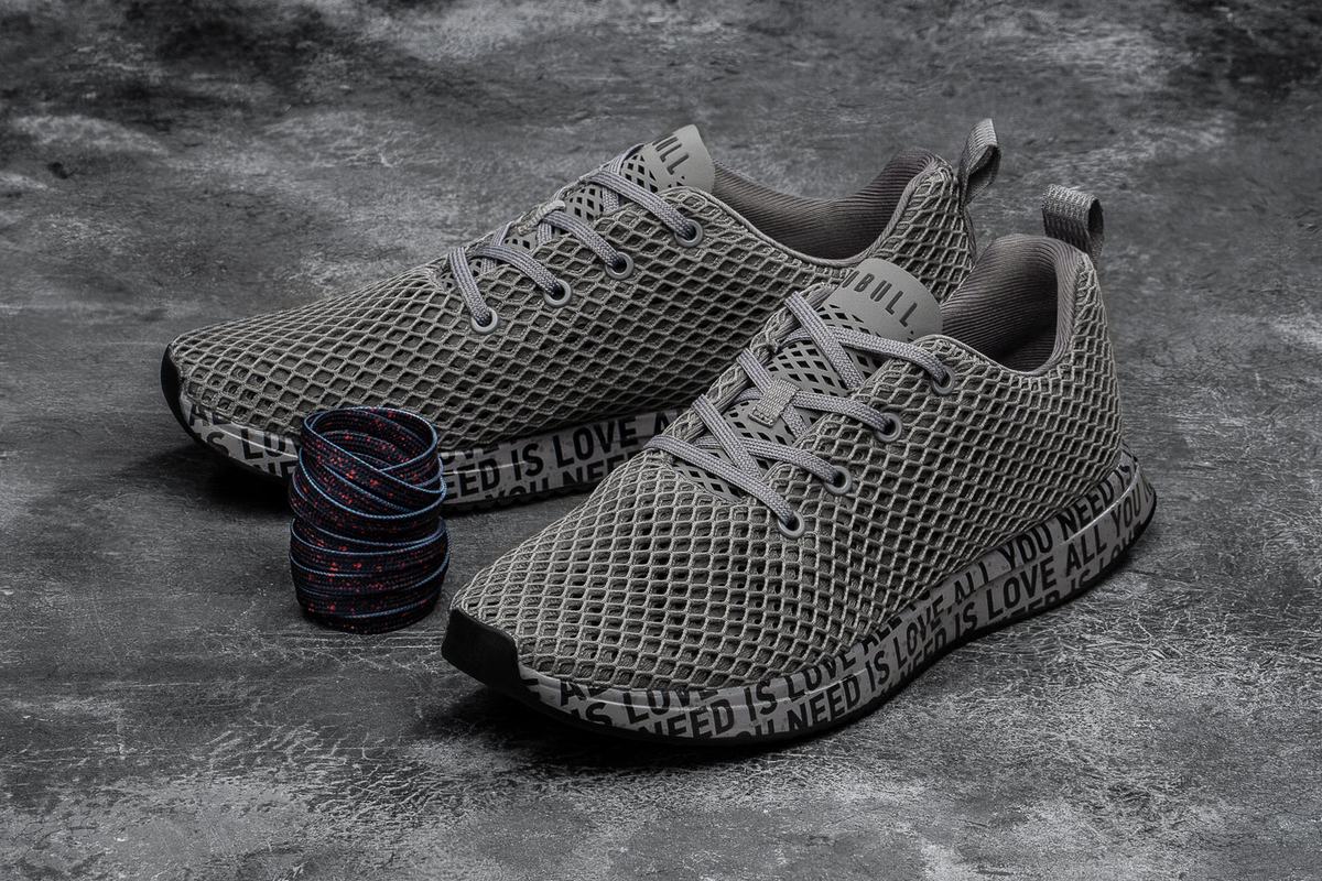 Nobull All You Need Is Love Mesh Runner Loopschoenen Heren Donkergrijs | 160857-IMT