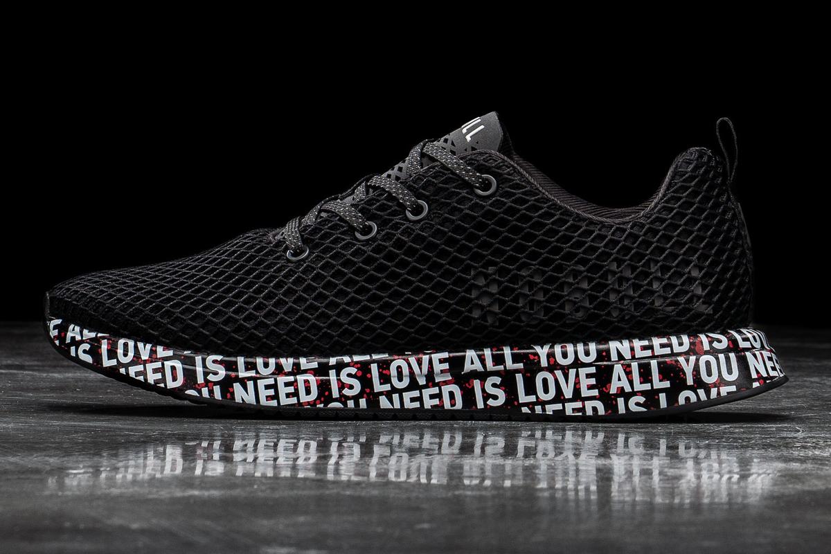 Nobull All You Need Is Love Mesh Runner Loopschoenen Heren Zwart | 189260-VGN