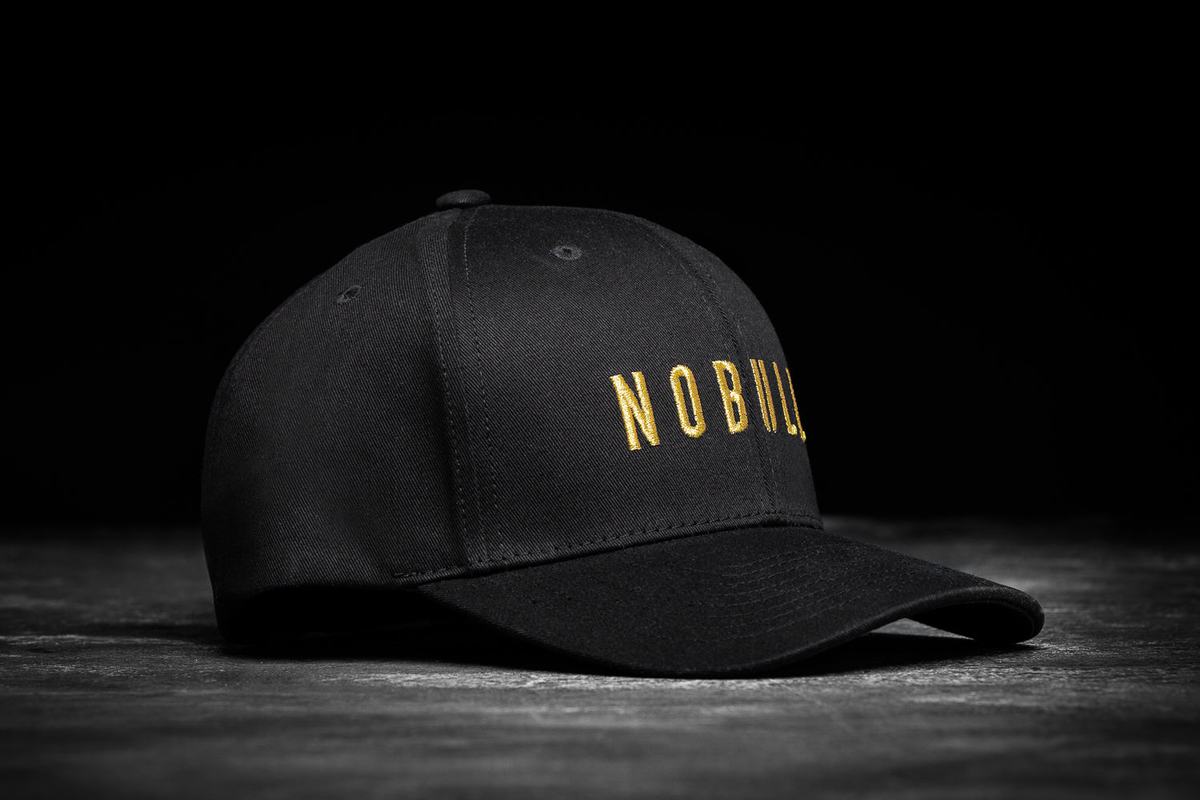 Nobull Classic Pride Hoeden Heren Zwart Goud | 920871-PYJ