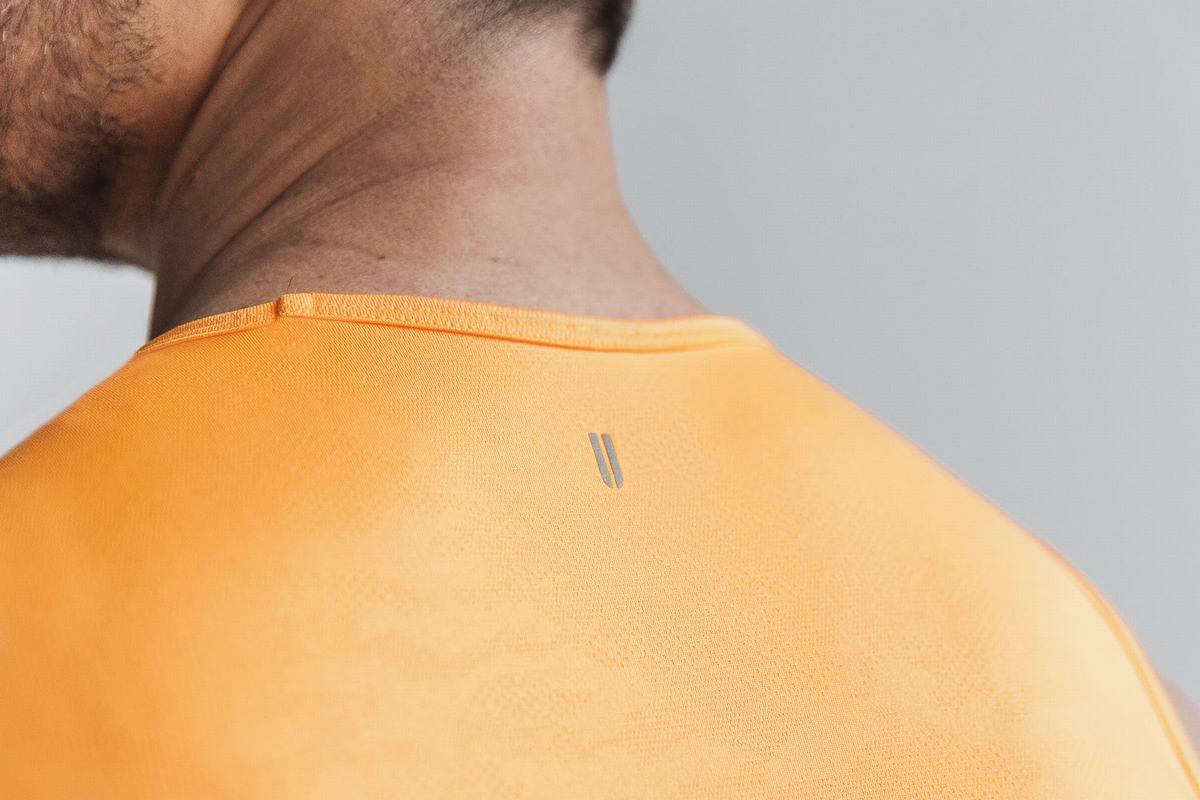 Nobull Lightweight Textured Tank Neon Tanktop Heren Oranje Camo | 612504-AOF
