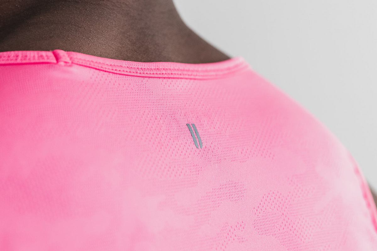 Nobull Lightweight Textured Tank Neon Tanktop Heren Roze Camo | 809724-AIT
