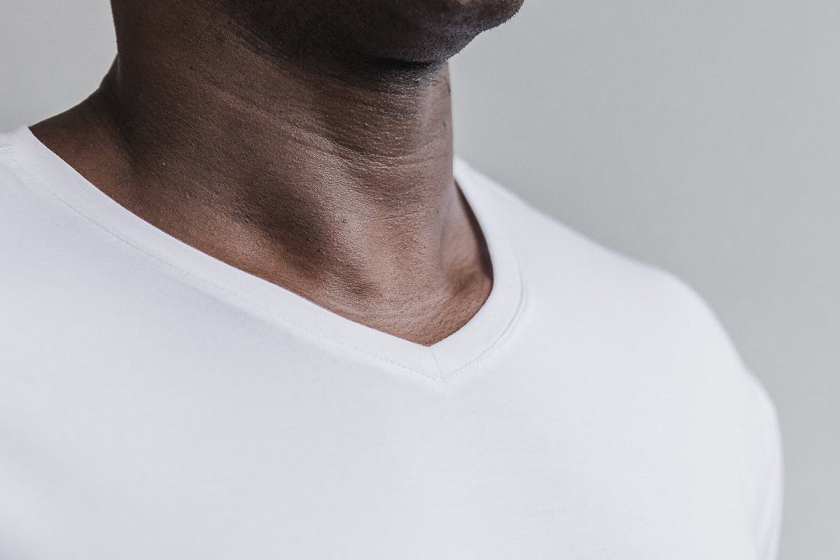 Nobull Lightweight V-Neck T-shirts Heren Wit | 879534-XSC