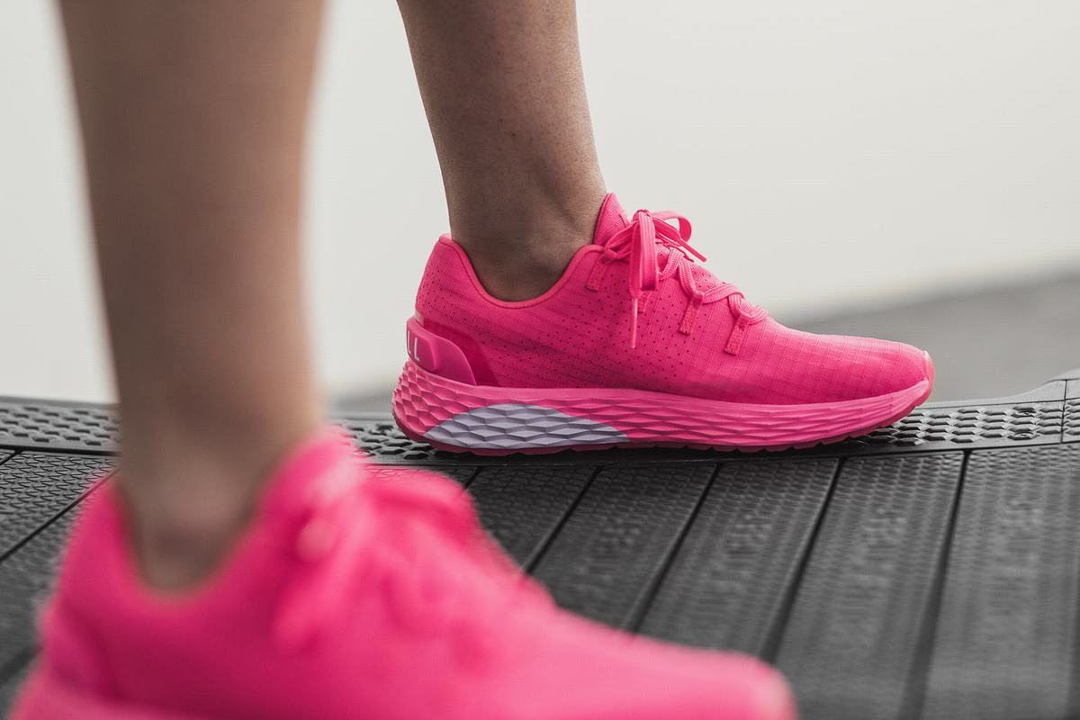 Nobull Neon Ripstop Runner Loopschoenen Dames Roze | 579402-VFU