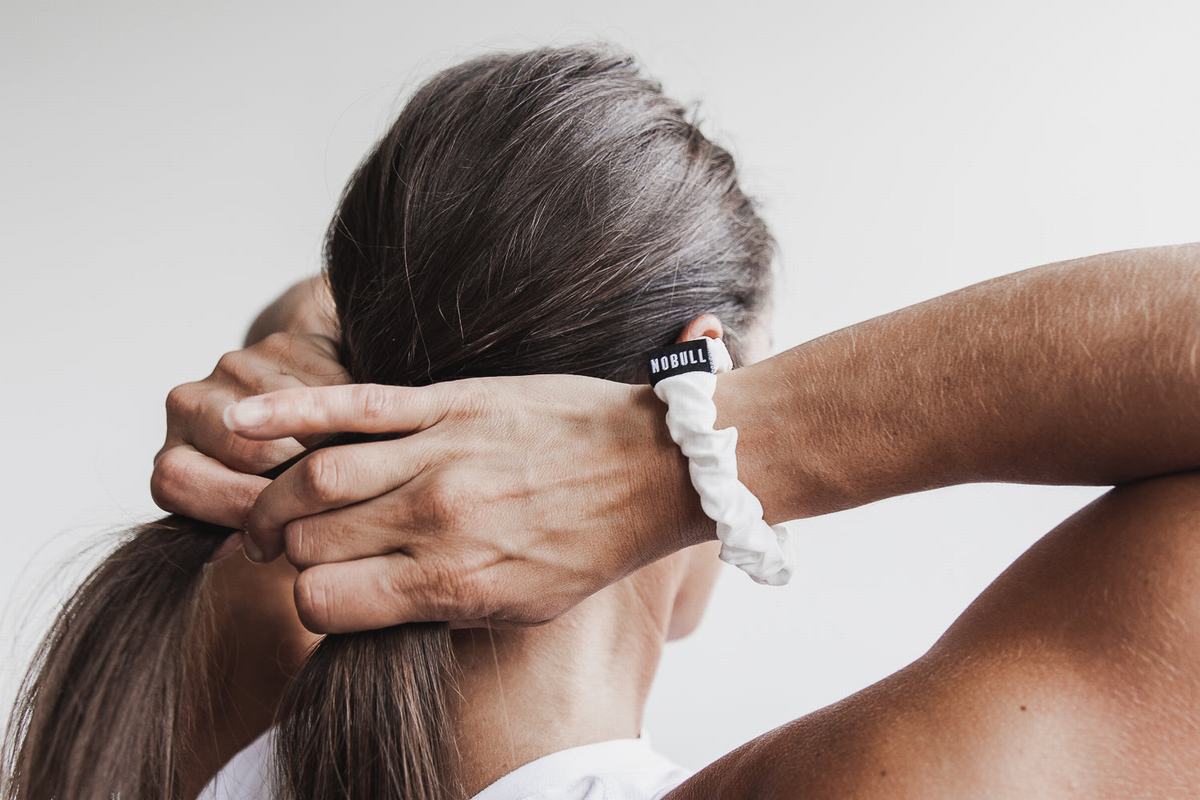 Nobull Scrunchie Haarwokkel Dames Wit | 487516-MKU