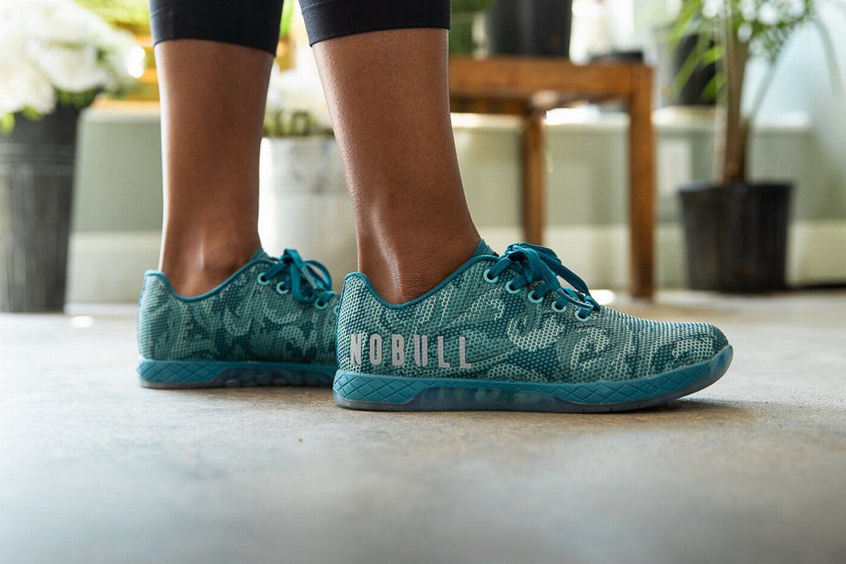 Nobull Superfabric Leaf Trainer Fitness Schoenen Dames Groen | 938054-ZBR