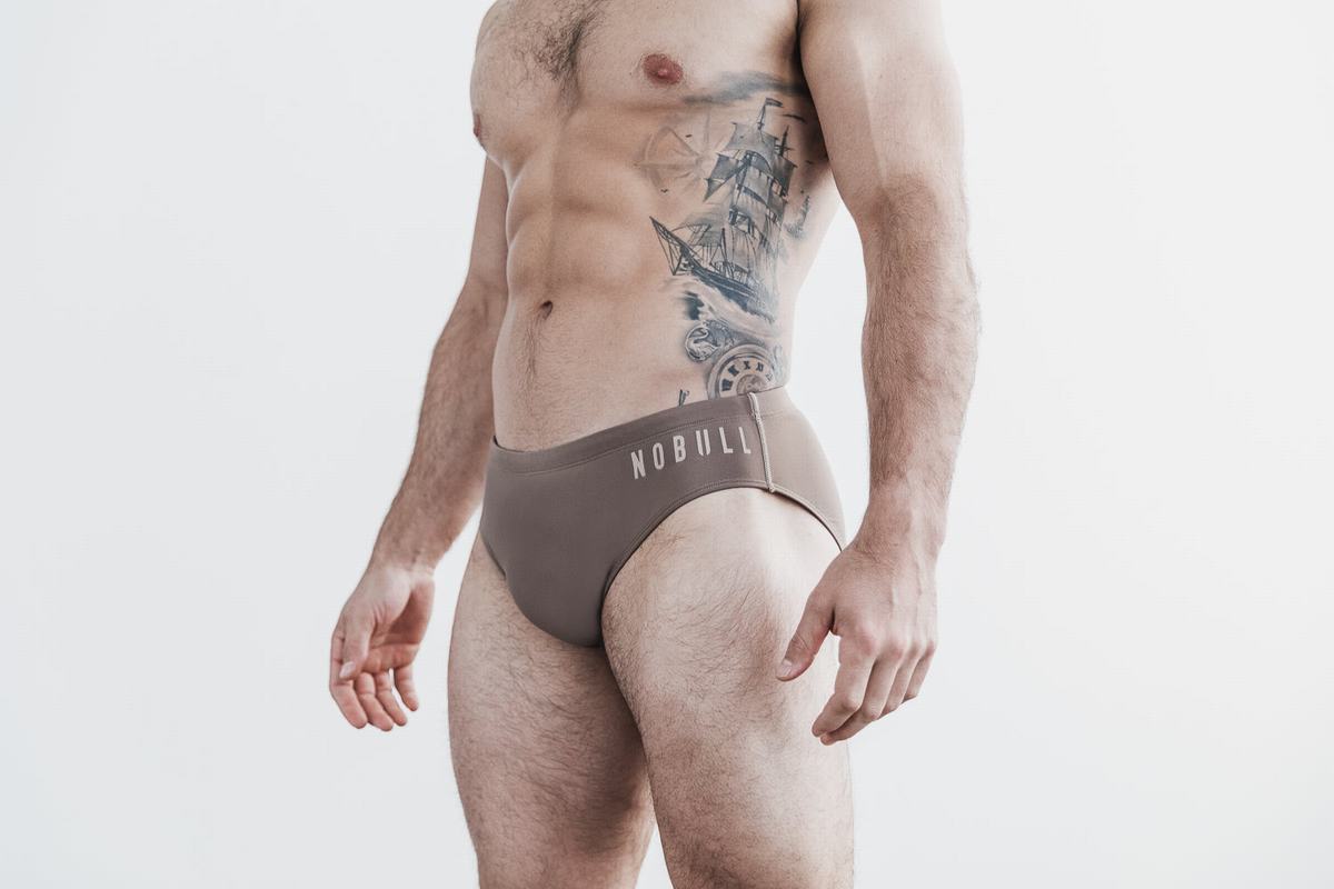 Nobull Swim Brief Zwemmen Heren Bruin | 267953-VOZ