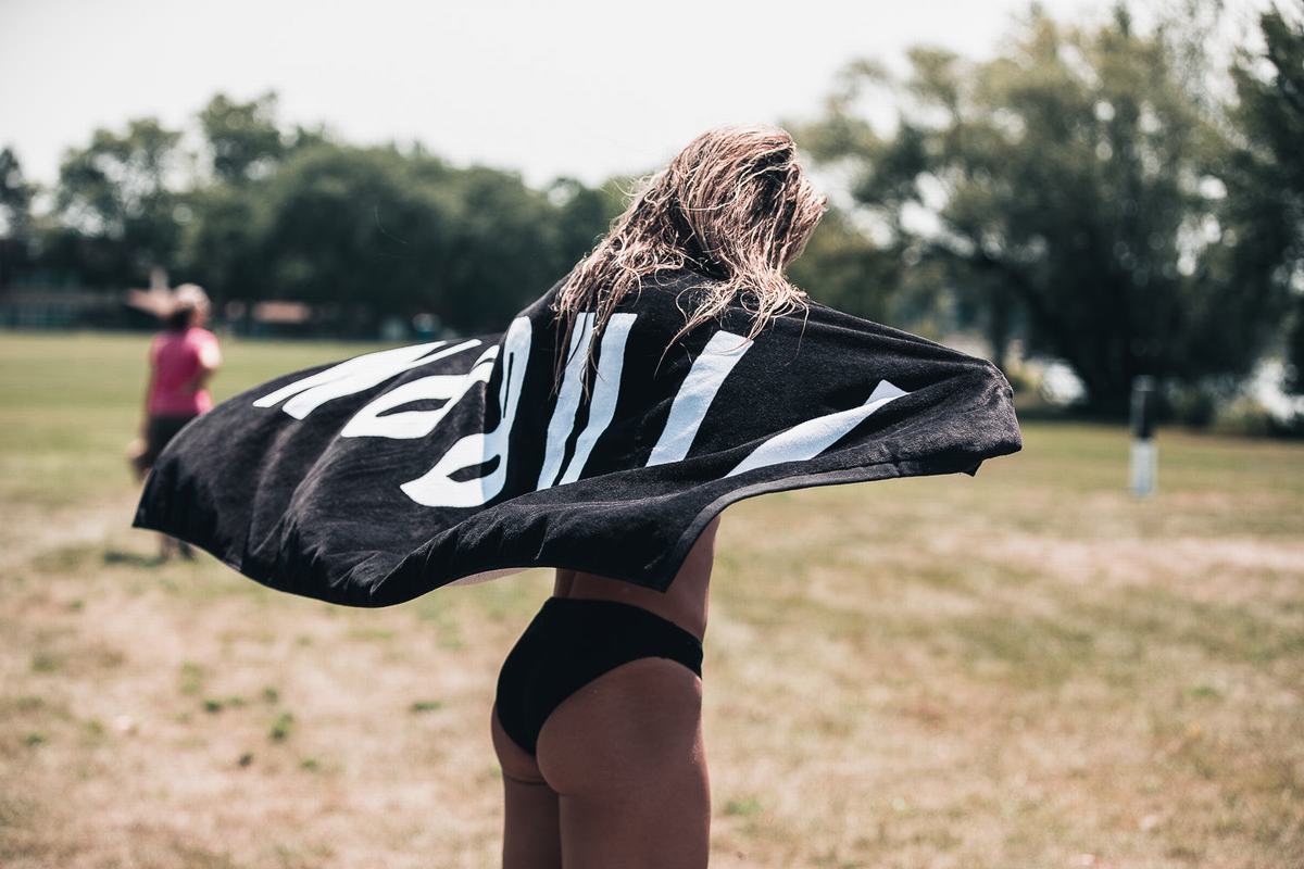 Nobull Towel Zwemmen Heren Zwart | 298351-UHK